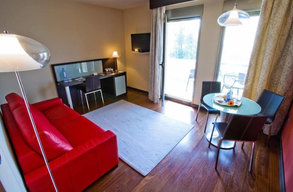 Royal Nayef Otel Vera Dış mekan fotoğraf