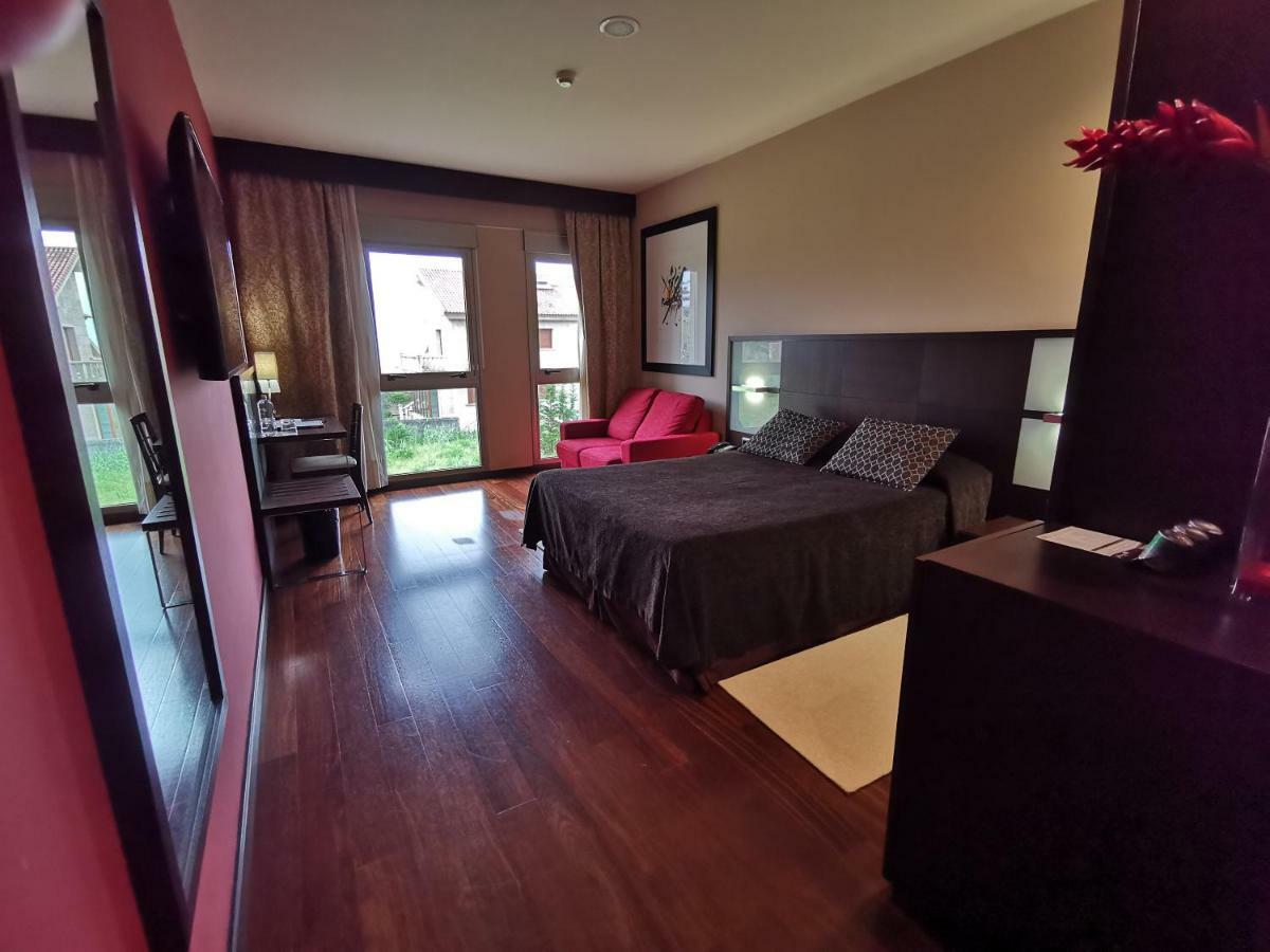 Royal Nayef Otel Vera Dış mekan fotoğraf